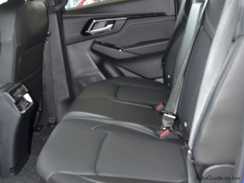 Isuzu D-Max V-Cross 3.0 TD in Botswana