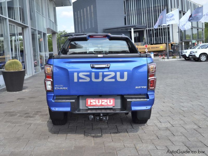 Isuzu D-Max V-Cross 3.0 TD in Botswana