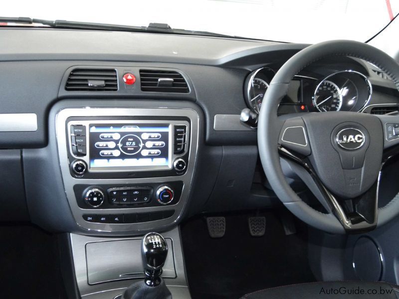 JAC T6  Luxury - 2.0 vvt - 4x2 in Botswana