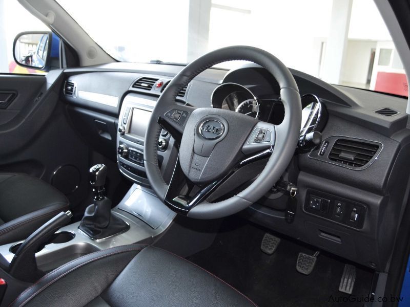 JAC T6  Luxury - 2.8 - 4x2 in Botswana
