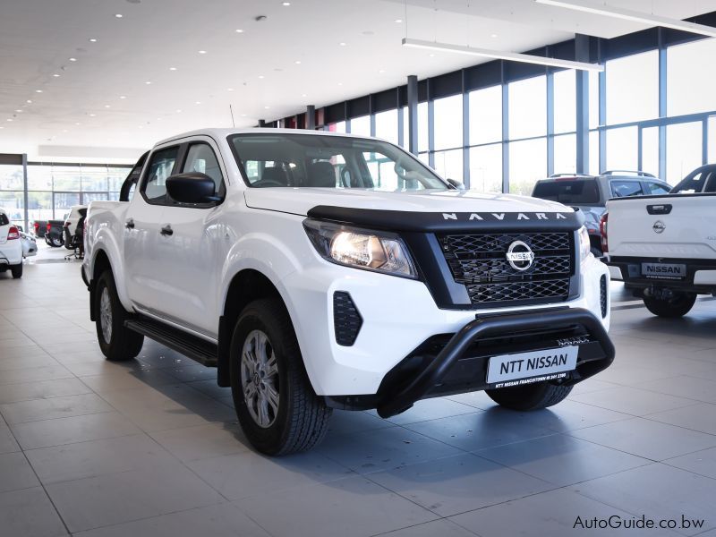 Nissan Navara DDTi SE in Botswana