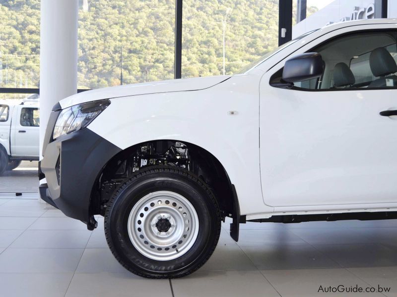 Nissan Navara XE- Manual - 4x4 in Botswana