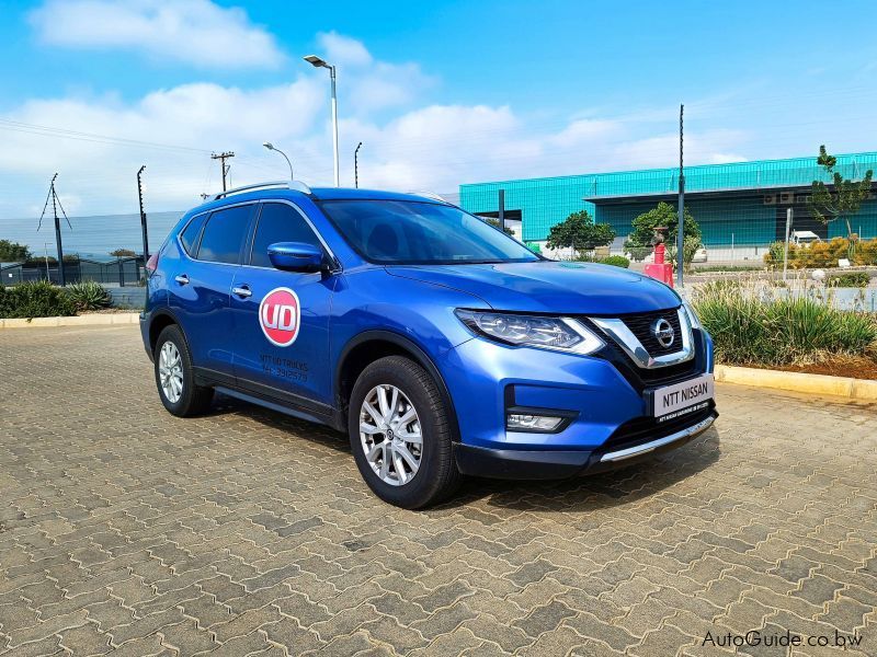 Nissan X-Trail ACENTA CVT 4x4 in Botswana