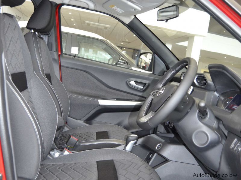 Nissan Magnite Acenta Plus CVT - 1.0 Turbo in Botswana
