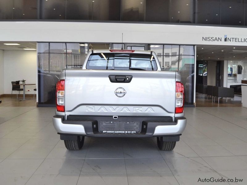 Nissan Navara SE Plus - 4x2 - M/T in Botswana