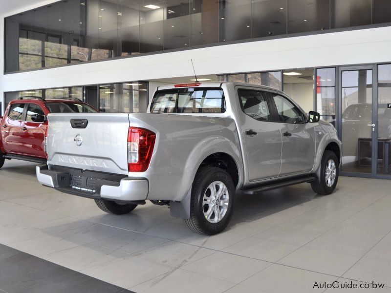 Nissan Navara SE Plus - 4x2 - M/T in Botswana