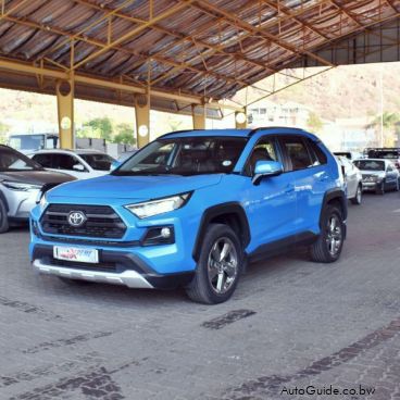 Pre-owned Toyota Rav4 for sale in 