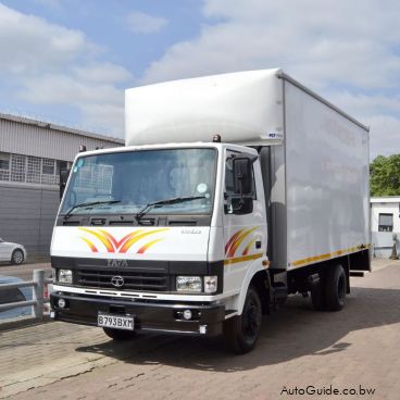 Pre-owned Tata LPT 813 VAN BODY for sale in 