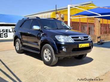 Pre-owned Toyota Fortuner vvti for sale in 