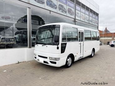 Nissan Civilian - 29 Seater a la venta en 