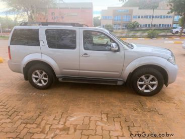 Pre-owned Nissan Pathfinder for sale in 