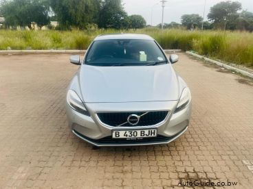 Pre-owned Volvo V40 T3 for sale in 