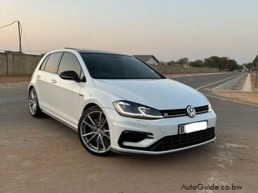 Pre-owned Volkswagen Golf  7.5 R for sale in 