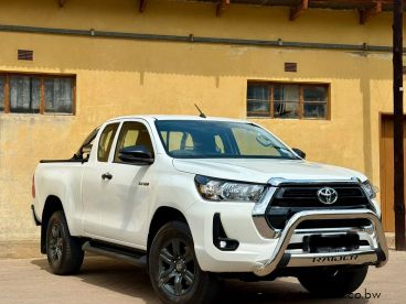 Pre-owned Toyota Hilux for sale in 