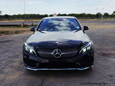 Pre-owned Mercedes-Benz C200 for sale in 