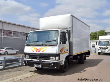Tata LPT 813 VAN BODY a la venta en