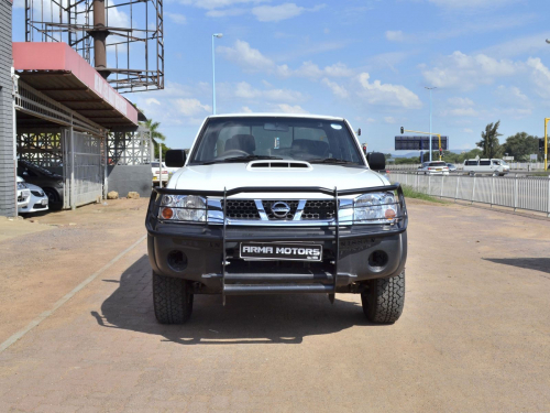 Nissan NP300 Hardbody in Botswana