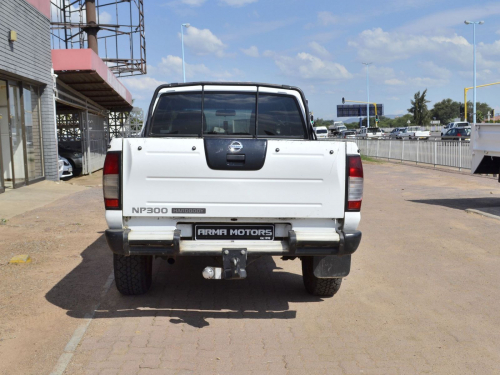 Nissan NP300 Hardbody in Botswana
