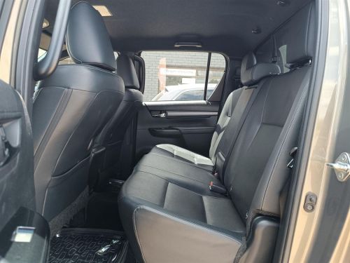 Toyota Hilux Legend RS 2.8GD-6 A/T in Botswana
