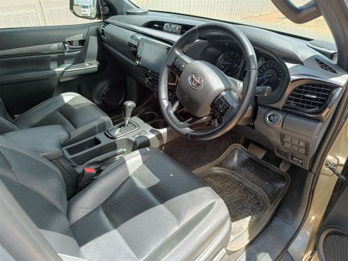 Toyota Hilux Legend RS 2.8GD-6 A/T in Botswana