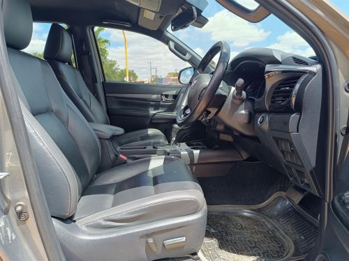 Toyota Hilux Legend RS 2.8GD-6 A/T in Botswana