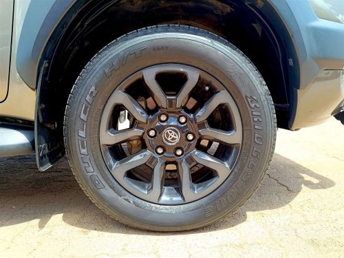 Toyota Hilux Legend RS 2.8GD-6 A/T in Botswana