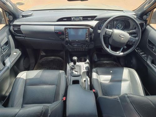 Toyota Hilux Legend RS 2.8GD-6 A/T in Botswana