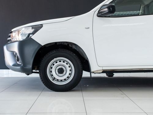 Toyota Hilux 2.0L S/Cab Pick-Up in Botswana