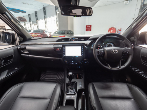 Toyota Hilux 2.8 GD6 Legend 55 in Botswana