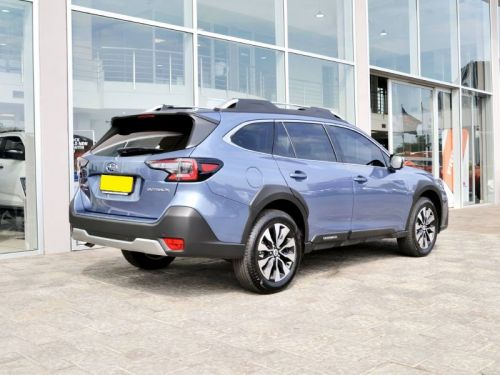 Subaru Outback Touring AWD in Botswana