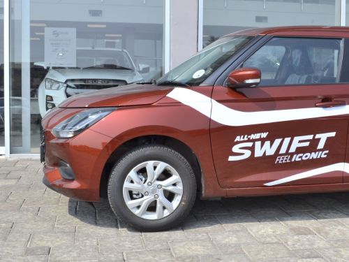 Suzuki Swift GL in Botswana