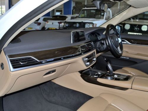 BMW 750i in Botswana