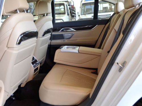 BMW 750i in Botswana