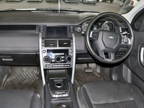 Land Rover Discovery Sport in Botswana