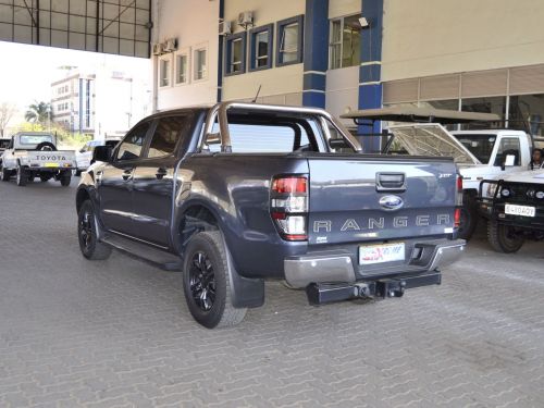 Ford Ranger XLT in Botswana