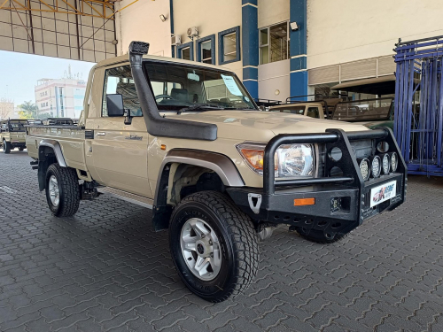 Toyota Land Cruiser 4.0 V6 in Botswana