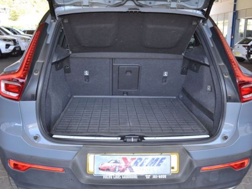 Volvo XC40 D4 in Botswana