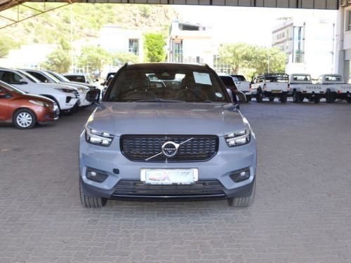 Volvo XC40 D4 in Botswana