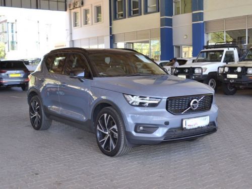 Volvo XC40 D4 in Botswana