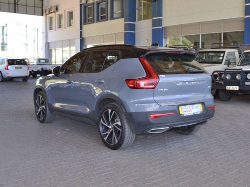 Volvo XC40 D4 in Botswana