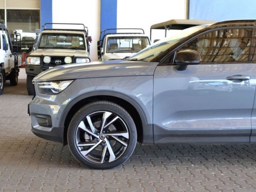 Volvo XC40 D4 in Botswana