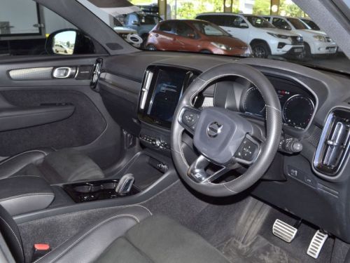 Volvo XC40 D4 in Botswana