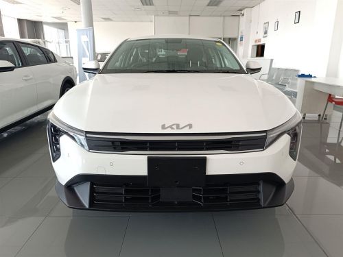 Kia K4 in Botswana