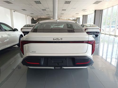 Kia K4 in Botswana