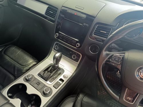 Volkswagen Touareg R-Line V8 TDi in Botswana