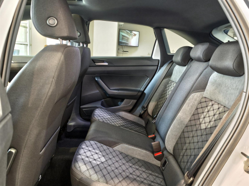 Volkswagen Taigo R-Line 1.0L DSG in Botswana