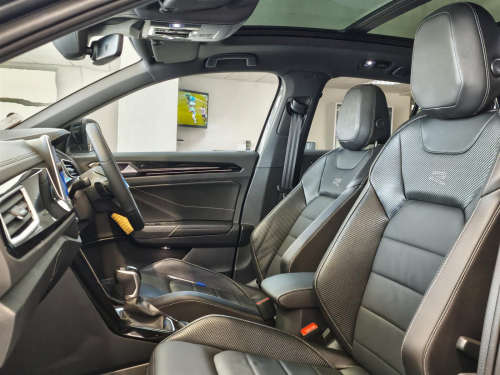 Volkswagen T-Roc 2.0TSI 4Motion R-Line in Botswana
