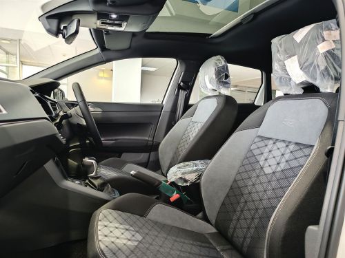 Volkswagen Polo 1.0L TSi DSG 85kW in Botswana