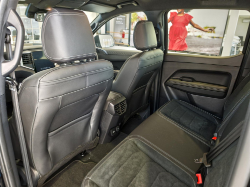 Volkswagen Amarok Dark Label 2.0TDi 4x4 A/T in Botswana