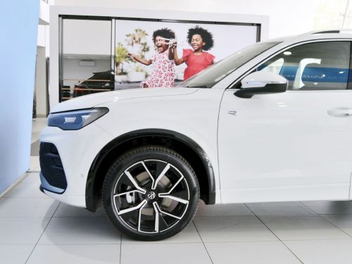 Volkswagen Tiguan 2.0 TDi R-Line in Botswana